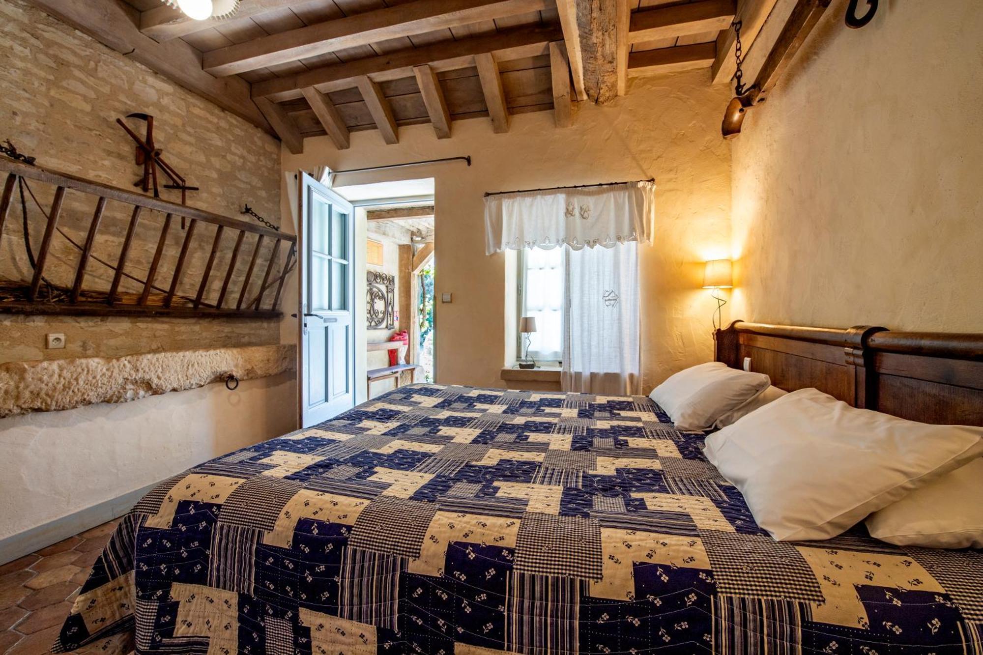 Hotel De La Beursaudiere Nitry المظهر الخارجي الصورة