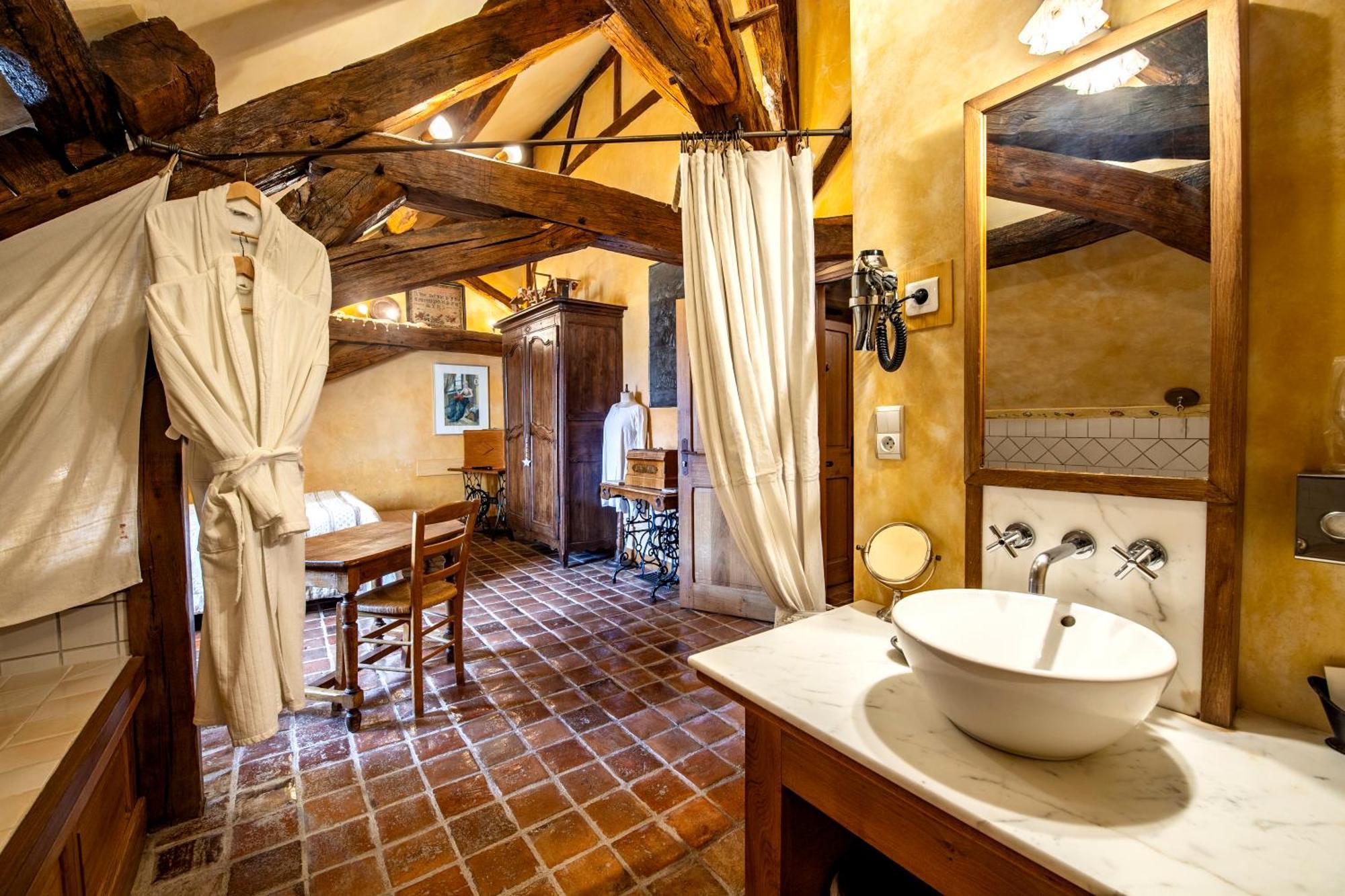 Hotel De La Beursaudiere Nitry المظهر الخارجي الصورة
