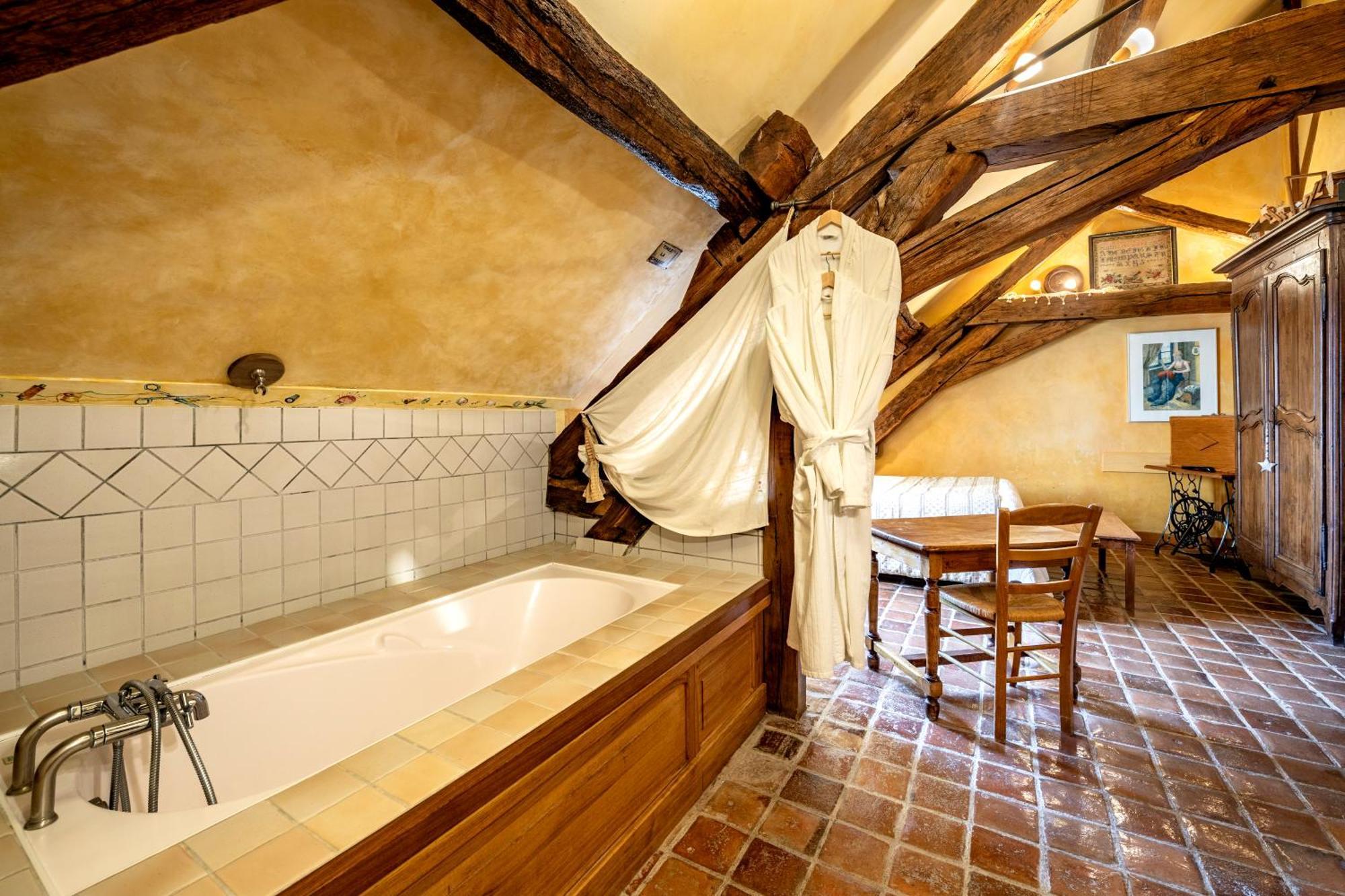 Hotel De La Beursaudiere Nitry المظهر الخارجي الصورة