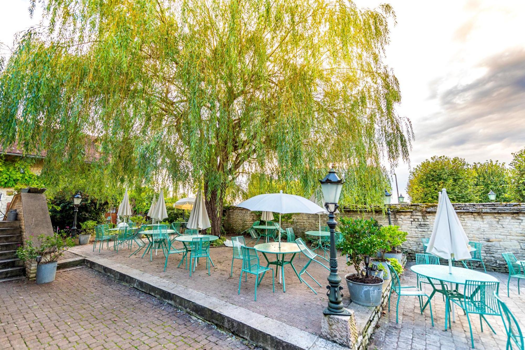 Hotel De La Beursaudiere Nitry المظهر الخارجي الصورة