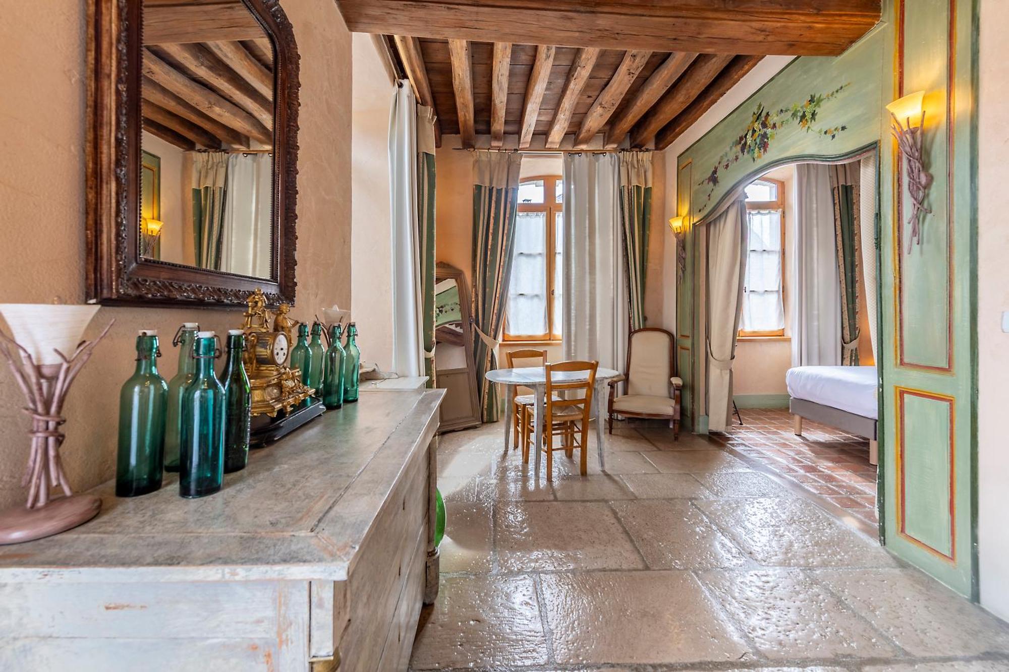 Hotel De La Beursaudiere Nitry المظهر الخارجي الصورة