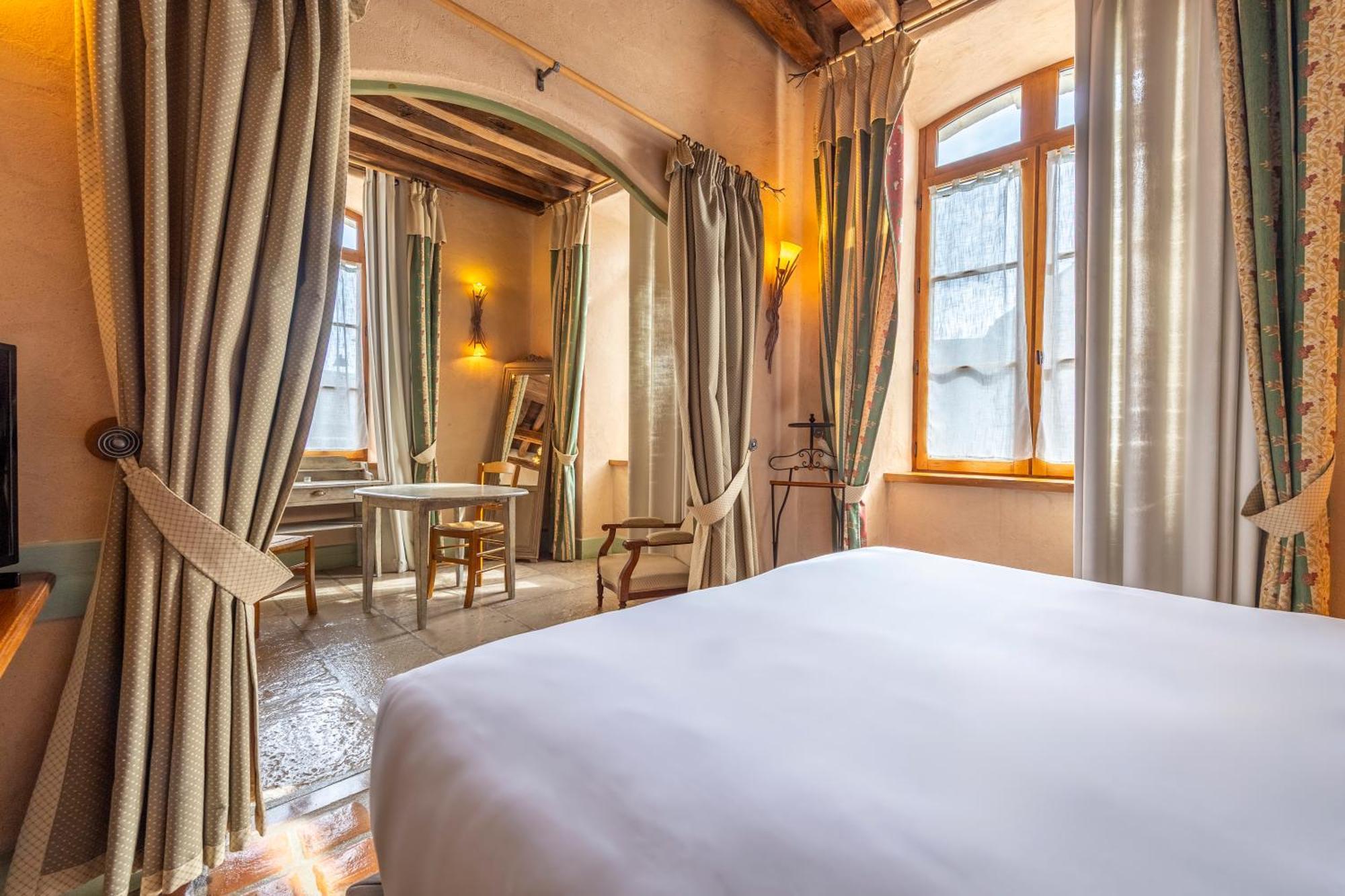 Hotel De La Beursaudiere Nitry المظهر الخارجي الصورة