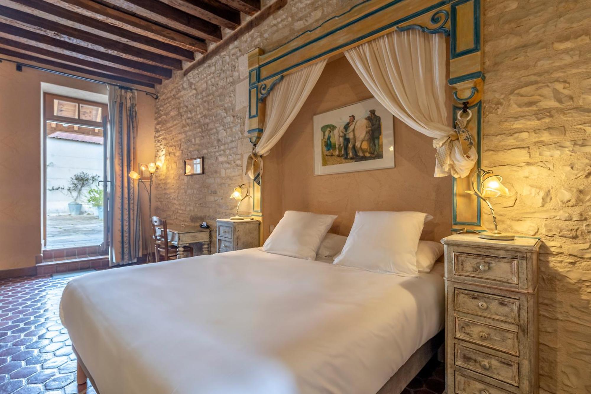 Hotel De La Beursaudiere Nitry المظهر الخارجي الصورة