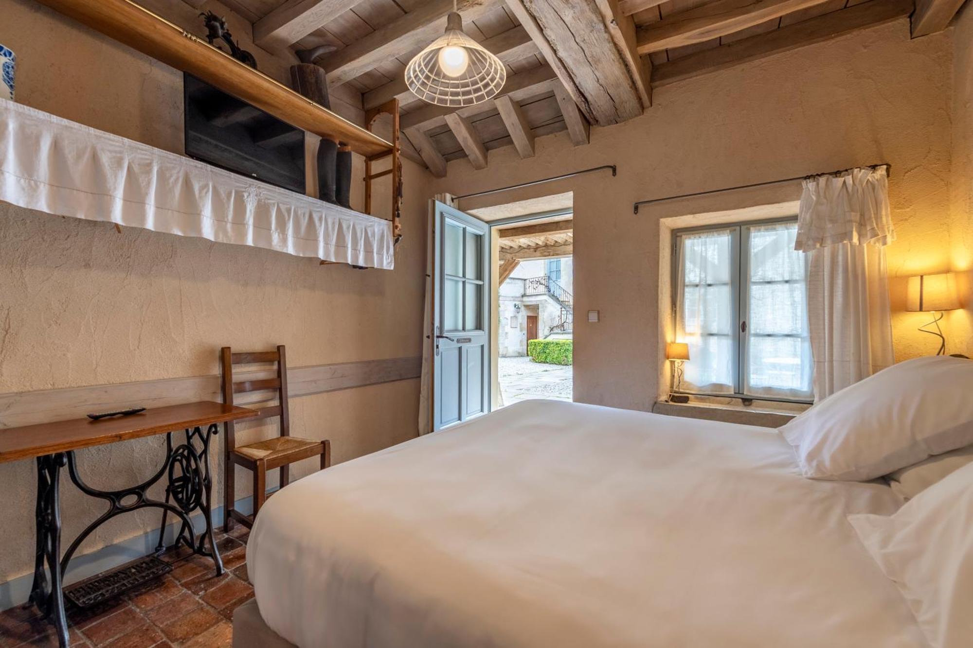 Hotel De La Beursaudiere Nitry المظهر الخارجي الصورة